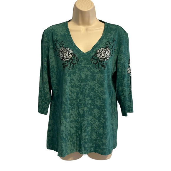 Seven 7 Green V Neck 3/4 Sleeve Tee Shirt with Design XL Pre-owned - Picture 1 of 12